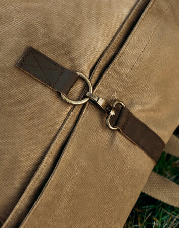 Heritage Waxed Canvas Backpack Quadra QD655
